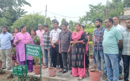 କର୍ଲାମୁଣ୍ଡା ଆତ୍ମା ପକ୍ଷରୁ ଚାଷୀ ଙ୍କୁ ନେଇ କ୍ଷେତ୍ର ପରିଦର୍ଶନ କାର୍ଯ୍ୟକ୍ରମ