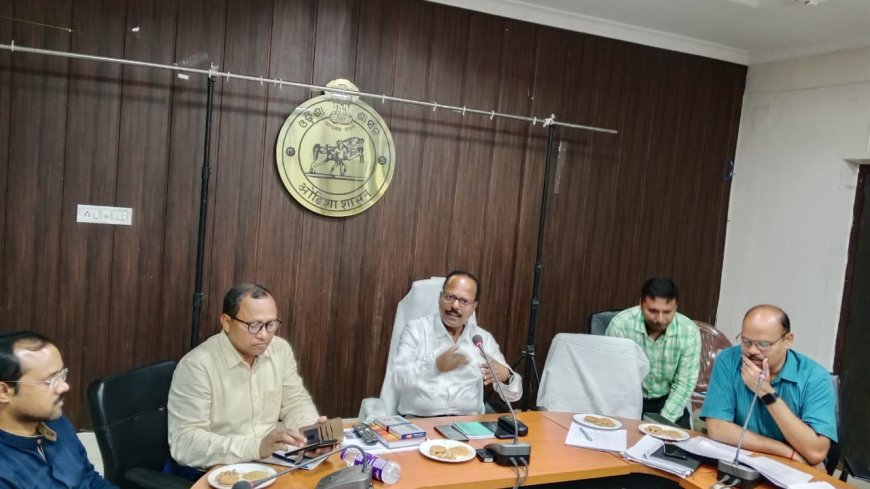 ନୂଆପଡା ଜିଲ୍ଲାରେ ସୁଭଦ୍ରା ଯୋଜନାର ପ୍ରସ୍ତୁତିର ସମୀକ୍ଷା କଲେ ଜିଲ୍ଲାପାଳ