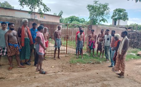 ସୁଭଦ୍ରା ଫର୍ମ ମିଳୁନି ଅଙ୍ଗନ ବାଡ଼ି କେନ୍ଦ୍ର ରେ; କେନ୍ଦ୍ରରେ ତାଲାମାରି ପ୍ରତିବାଦ କଲେ ଗ୍ରାମବାସୀ