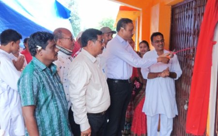 ସରସ୍ୱତୀ ଶିଶୁ ବିଦ୍ୟାମନ୍ଦିର ନୂତନ ଗୃହ ଉଦଘାଟନ ସମାରୋହ.... ଯୋଗ ଦେଲେ ଉତ୍ତର କେନ୍ଦ୍ରାଞ୍ଚଳ ପୋଲିସ ଆଇଜି ସତ୍ୟବ୍ରତ ଭୋଇ