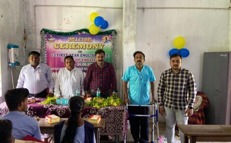 କଣ୍ଟାମାଳ ଡିଗ୍ରୀ କଲେଜରେ ଇଂରାଜୀ ବିଭାଗର ପ୍ରଥମ ବର୍ଷ ଛାତ୍ରୀ ଛାତ୍ରଙ୍କୁ ସ୍ଵାଗତ ସମ୍ବର୍ଦ୍ଧନା