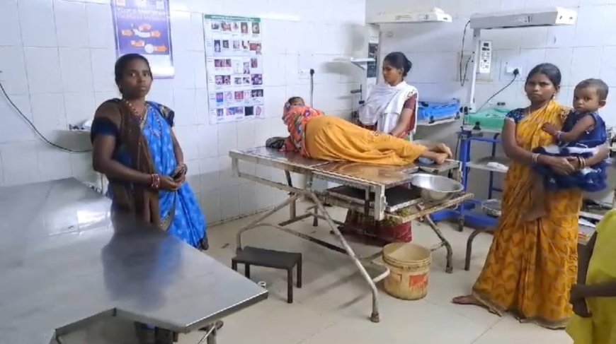 ବ୍ରାହ୍ମଣୀଗାଁ ମେଡ଼ିକାଲ ରେ ସ୍ଵାସ୍ଥ୍ୟ ସେବା ବିପର୍ଯ୍ୟସ୍ତ, ବଢ଼ୁଛି ଜନନୀ ଯନ୍ତ୍ରଣା , ରାତି ରେ ଗର୍ଭବତୀ ଙ୍କୁ ମିଳୁନି ସ୍ବାସ୍ଥ୍ୟ ସେବା ,ଆମ୍ବୁଲାନ୍ସ ରେ ପ୍ରସବ କଲେ ମହିଳା