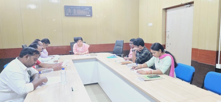 ତ୍ରୁଟିଶୂନ୍ୟ ଭୋଟର ତାଲିକା ପାଇଁ ସ୍ୱତନ୍ତ୍ର ସଂକ୍ଷିପ୍ତ ସଂଶୋଧନ - ରାଜନୈତିକ ଦଳଙ୍କୁ ନେଇ ସଚେତନତା ବୈଠକ l