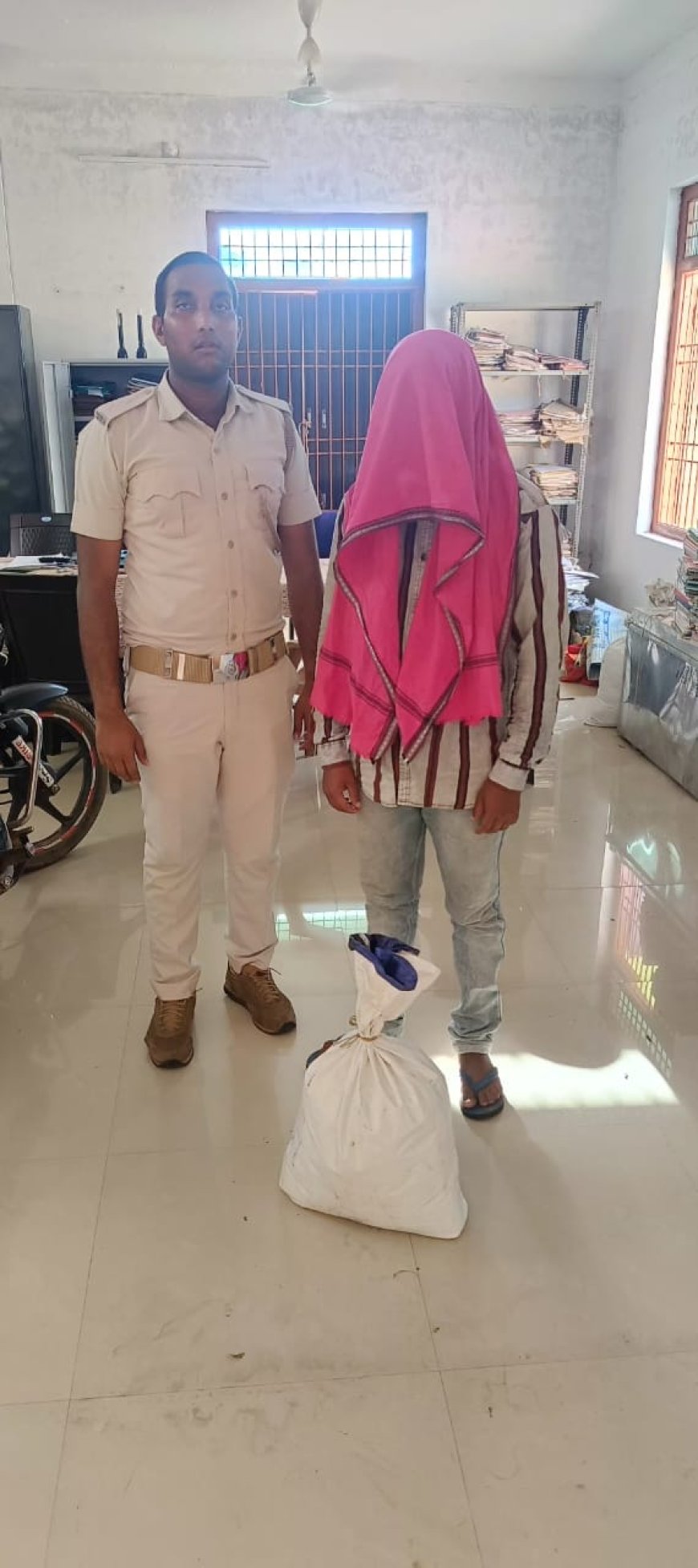 ବିପୁଳ ଦେଶୀ ମଦ ଜବତ , ଦୁଇ ମାଫିଆ ଗିରଫ
