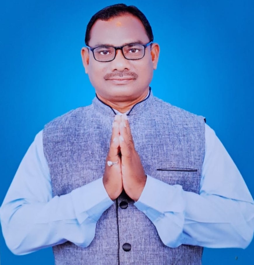 ନୂଆଁ ଖାଇ ଅବସରରେ ଶୁଭେଚ୍ଛା ବାର୍ତ୍ତା ଦେଇଛନ୍ତି.... କର୍ଲାମୁଣ୍ଡା ବ୍ଲକ ଉପାଧ୍ୟକ୍ଷ ତଥା ବ୍ଲକ ଆଦିବାସୀ ସଂଘ ସଭାପତି ସୁରେନ୍ଦ୍ର ଭୋଇ