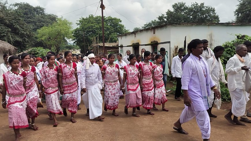 ସୁନାବେଡ଼ା ଅଭୟାରଣ୍ୟର ଆଦିମ ଜନଜାତି ଚାକୋଟିଆ ଭୁଞ୍ଜିଆଙ୍କ ନୂଆଖାଇ ଭେଟଘାଟ