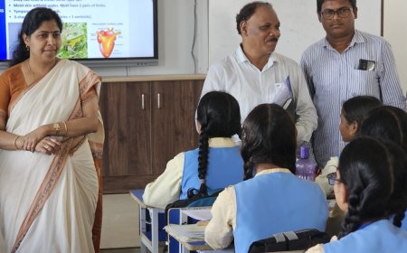 ଅର୍ଥ ବିଭାଗ ର ସ୍ୱତନ୍ତ୍ର ସଚିବ ୟାମିନୀ ଷଡ଼ଙ୍ଗୀ ଙ୍କ ଦୁଇ ଦିନିଆ ସୁବର୍ଣ୍ଣପୁର ଜିଲ୍ଲା ଗସ୍ତ :