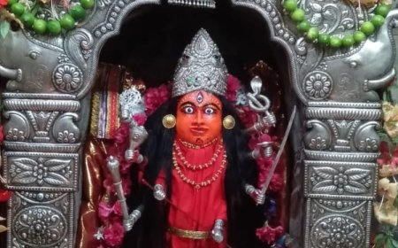 "ମା' ସୁରେଶ୍ଵରୀ ଙ୍କ ମହିଷାମର୍ଦ୍ଦିନୀ ବେଶ