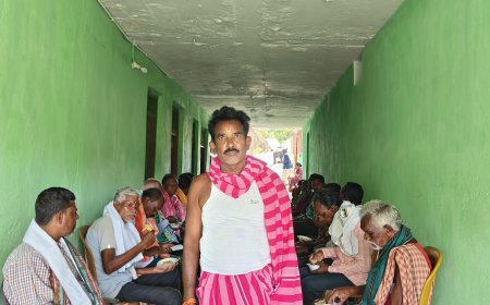 ନିଆରା ଢଙ୍ଗରେ ଦୁର୍ଗାପୂଜା ପାଳିଲେ ପ୍ରଭାକର