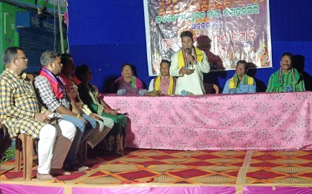 ମୋହନ ଗିରି ରେ ରାବଣ ପୋଡ଼ି ହଜାର ହଜାର ଶ୍ରଦ୍ଧାଳୁ ଙ୍କ ସମାଗମ