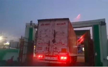 ସମସ୍ୟା ରେ ବାଲିଗୁଡା ସହର, ବଢୁଛି ଟ୍ରାଫିକ ସମସ୍ୟା,  ନାହଁ ମୁତ୍ରାଶୟ, ଷ୍ଟାଡିୟମ ପାଲଟିଲା ଯାତ୍ରା ପଡିଆ, ସୁଧାରିବା ପାଇଁ କାହାର ଆନ୍ତରିକତା ନାହିଁ l