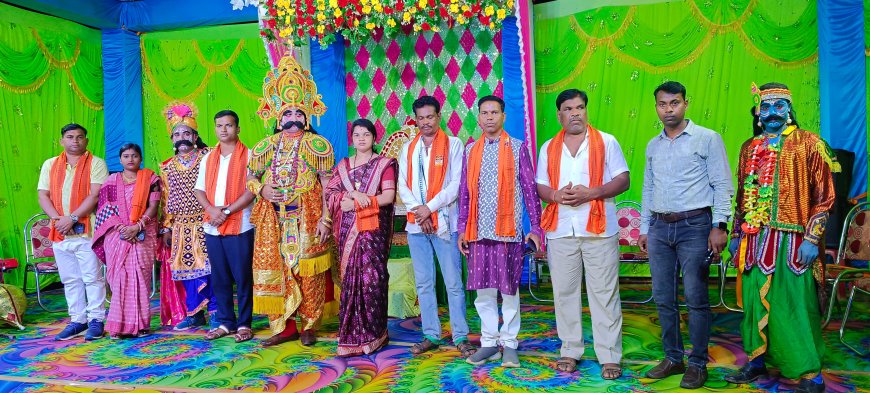 ଘଣ୍ଟାପଡ଼ା ଶାରଦୀୟ ଦୁର୍ଗାପୂଜା ଉପଲକ୍ଷେ ରାବଣ ଦରବାରର ଚତୁର୍ଥ ସଂଧ୍ୟାରେ ଇନ୍ଦ୍ରଜୀତ ବଧ।