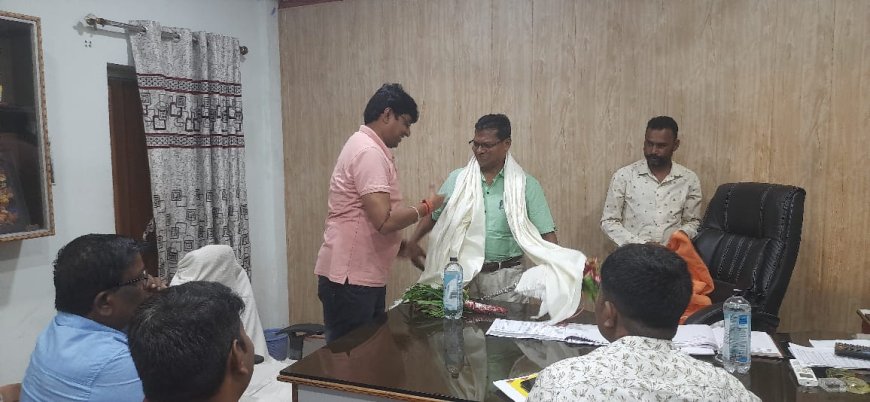 କୋକସରା ବ୍ଲକ ଭାରପ୍ରାପ୍ତ ବିଡ଼ିଓ ଙ୍କୁ ସ୍ୱାଗତ ସମ୍ବର୍ଦ୍ଧନା କଳାହାଣ୍ଡି