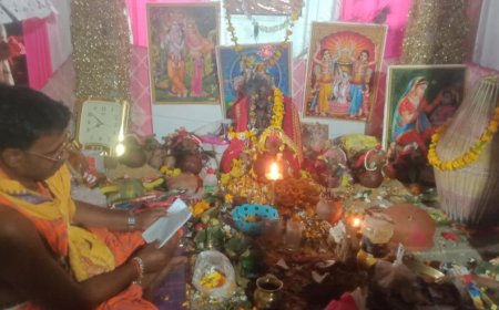 ତେନ୍ତୁଳିଖୁଣ୍ଟିଠାରେ ଗିରିଗୋବର୍ଦ୍ଧନ ପୂଜା ଓ ଅଷ୍ଟପ୍ରହରୀ ନାମଯଜ୍ଞ ଅନୁଷ୍ଠିତ ।