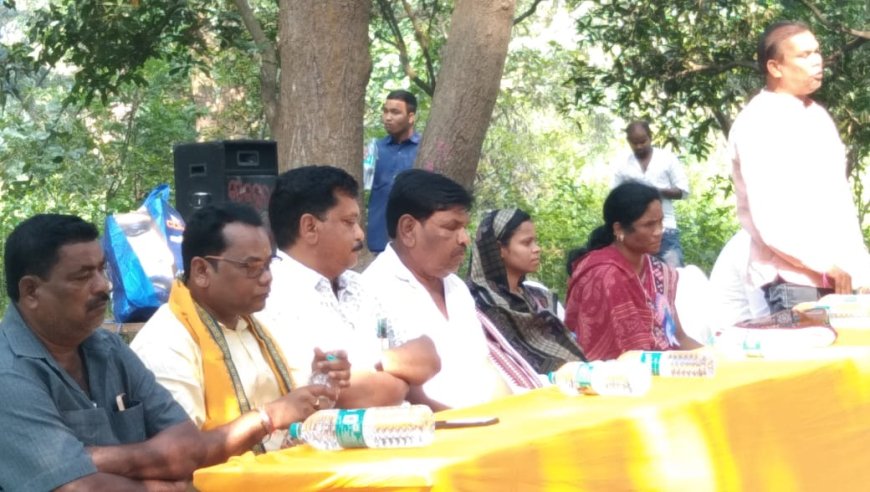 କଣ୍ଟାମାଳ ନିର୍ବାଚନମଣ୍ଡଳୀ ବିଜେପି ପକ୍ଷରୁ ଘୁଚାଙ୍ଗି ଗ୍ରାମରେ ସଭ୍ୟ ସଦସ୍ୟତା ଅଭିଯାନ। ଯୋଗ ଦେଲେ କଣ୍ଟାମାଳ ବିଧାୟକ।