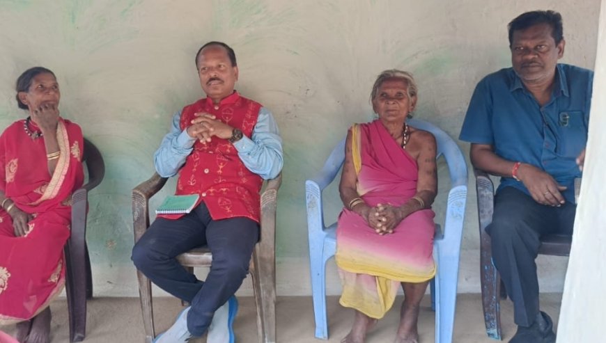 ଜିଲ୍ଲାପାଳ ହେବ ତ ଏମିତି ,ନା ଦରକାର ରବିବାର ନା ଦରକାର ଛୁଟି