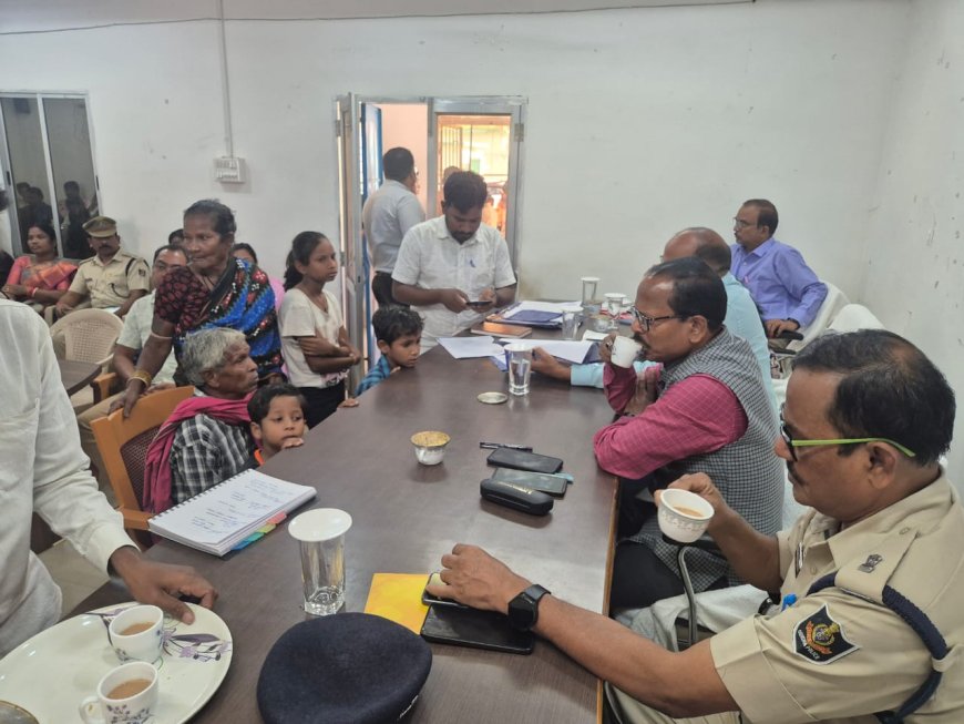 ବୋଡ଼େନ ବ୍ଲକରେ ଜିଲ୍ଲାପାଳଙ୍କ ଅଭିଯୋଗ ଶୁଣାଣି ଶିବିର ଅନୁଷ୍ଠିତ l