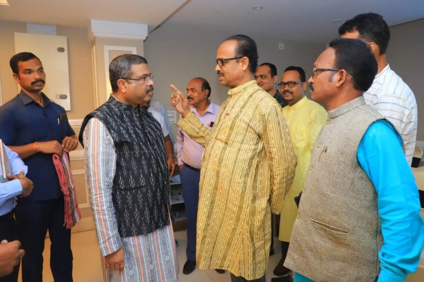 ଫୁଲବାଣୀ ସଦର ମହକୁମାକୁ ରେଳପଥ ସଂଯୋଗ ନେଇ କେନ୍ଦ୍ରମନ୍ତ୍ରୀଙ୍କ ସହ ଆଲୋଚନା।