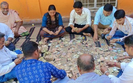 ଖୋଲିଲା ମା ସୁରେଶ୍ଵରୀ ଙ୍କ ଦାନ ବାକ୍ସ.......ମୁକ୍ତ ହସ୍ତ ରେ ଦାନ କରିଛନ୍ତି ୨ ଲକ୍ଷ ୫୭ ହଜାର ଟଙ୍କା ମା ଙ୍କ ଭକ୍ତ