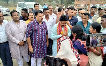 ସ୍ୱାସ୍ଥ୍ୟମନ୍ତ୍ରୀ  ବୁଲିଲେ ଧର୍ମଗଡ ଉପଖଣ୍ଡ ର ବିଭିନ୍ନ  ମଣ୍ଡି ରେ ଚାଷି ଙ୍କ ଆନୁସଙ୍ଗିକ ବ୍ୟବସ୍ଥା ନେଇ  ଆଲୋଚନା।