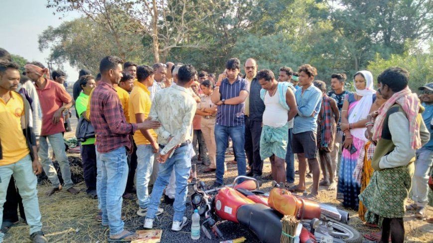 ହାଇୱା ଧକ୍କା ରେ ନାବାଳକ ପୁଅ ମୃତ,ବାପା ଗୁରୁତର, କ୍ଷତିପୂରଣ ଦାବି ରେ ୨୫ ଘଣ୍ଟା ପରେ ରାସ୍ତା ଅବରୋଧ ହଟିଲା।