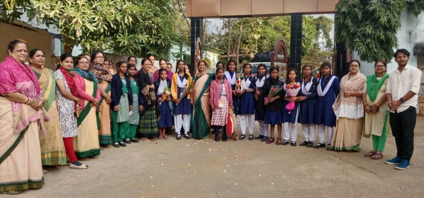 ରାଜ୍ୟସ୍ତରୀୟ ସର୍ଗିଫୁଲ ମହୋତ୍ସବରେ ସଇଁତଲା ଏସଏସଡି ଛାତ୍ରୀଙ୍କ କୃତିତ୍ୱ ଅର୍ଜନ