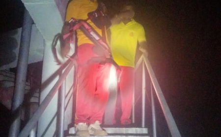 ପାଣିଟାଙ୍କି  ଉପରେ ଚଢି ଜଣେ ଯୁବକଙ୍କ ଉନ୍ମକ୍ତ କାଣ୍ଡ.... ଦୀର୍ଘ ସମୟ ପରେ ଉଦ୍ଧାର