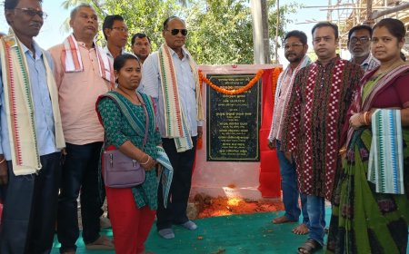 କାନ୍ଦୁଲମୁଣ୍ଡା ପୋଖରୀର ହିଡ଼ ଉପରେ ସେତୁନିର୍ମାଣ ର ଭିତ୍ତିପ୍ରସ୍ତର ସ୍ଥାପନ