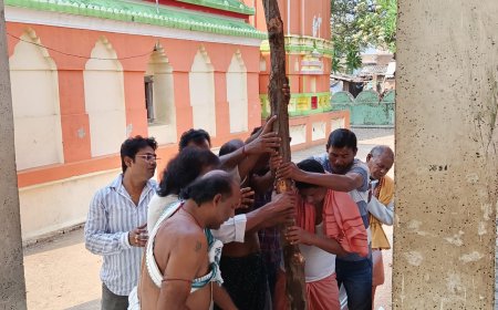 ଘଣ୍ଟାପଡ଼ା ରାମଲୀଳା ଉତ୍ସବ ସଂକଳ୍ପର ୧୪ ବର୍ଷ ପୂର୍ତ୍ତୀ ଉପଲକ୍ଷେ ଆୟୋଜିତ ହେବାକୁଥିବା ଚବିଶି ପ୍ରହର ନାମ ଯଜ୍ଞ ନିମନ୍ତେ ଶୁଭଖମ୍ବ ସ୍ଥାପନ,