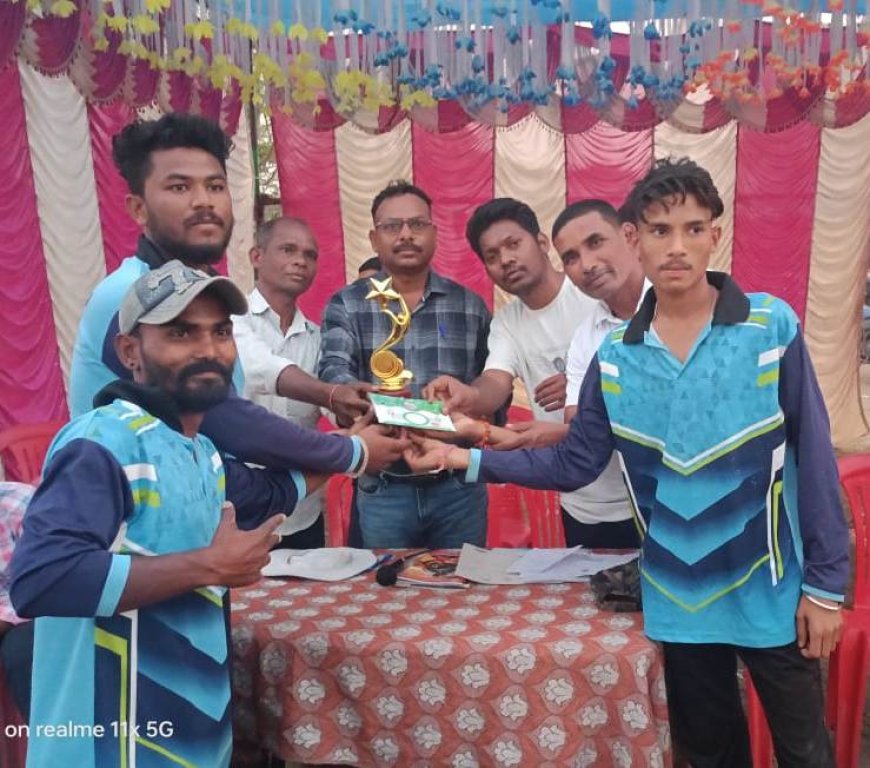 ଫୁଫଗାଁ ମା ମାଉଳି କ୍ରିକେଟ ଟୁର୍ଣ୍ଣାମେଣ୍ଟ,ଫାଇନାଲରେ ଲଡୁଗାଁ ଦଳ ଚାମ୍ପିୟାନ