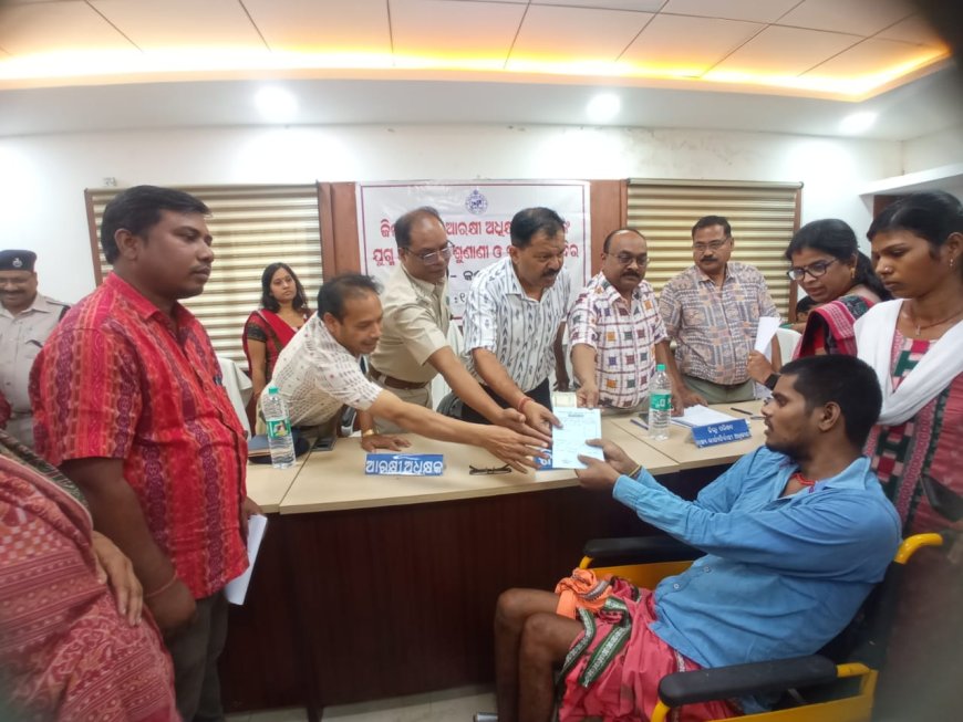 କଣ୍ଟାମାଳବ୍ଲକ ରେ ଜିଲ୍ଲାପାଳ ଓ ଆରକ୍ଷୀ ଅଧିକ୍ଷକଙ୍କ ଯୁଗ୍ମ ଅଭିଯୋଗ ଶୁଣାଣୀ ଓ ସମାଧାନ ଶିବିର ଅନୁଷ୍ଠିତ