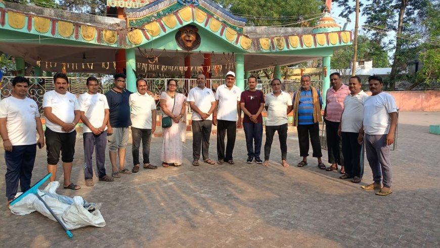 ମା ସୁରେଶ୍ଵରୀ ଙ୍କ ମନ୍ଦିର ଭିତର ଦୁଆର ଓ ଭୋଗ ମଣ୍ଡପ ସଫେଇ କଲେ ସ୍ବେଚ୍ଛାସେବୀ ସୋନପୁର: