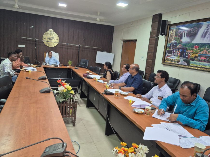 ସ୍ୱଚ୍ଛ ଶାସନ ପାଇଁ ସ୍ୱଚ୍ଛ ନୀତି , ବ୍ଲକ ଏବଂ ପଞ୍ଚାୟତର ନୋଟିସ ବୋର୍ଡରେ ଲାଗିବ ପ୍ରତିଟି ହିସାବ - ଜିଲ୍ଲାପାଳ ।