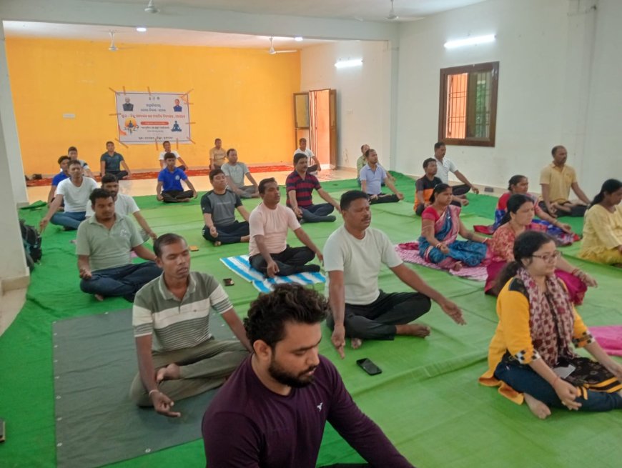 ବୋଡ଼େନ ଠାରେ ମହାସମାରୋହରେ ଯୋଗ ଦିବସ ପାଳିତ