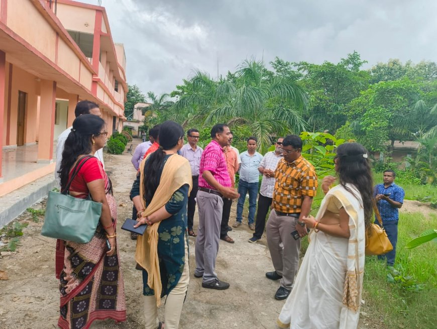 କଣ୍ଟାମାଳ ପଞ୍ଚାୟତ  ମହାବିଦ୍ୟାଳୟ  ଓ ବରଗୋଛା ଆବାସିକ ବିଦ୍ୟାଳୟ ପରିଦର୍ଶନ କଲେ ଜିଲ୍ଲାପାଳ
