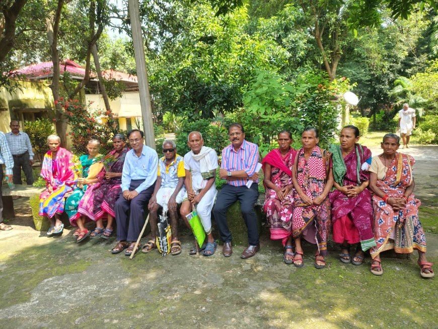 ଭି ଆଇ ପି ରେ ନୁହେଁ ମୁଁ ସ୍କୁଟି ରେ ଅଚାନକ ଆସିବି କ୍ଲାସ୍ ରେ ପିଲାଙ୍କୁ ପାଠ ପଢାଇବି*-   *ଜିଲ୍ଲାରେ ଶୈକ୍ଷିକ ବାତାବରଣ ପ୍ରତି ଧ୍ୟାନ ଦେବି* *ସୁବର୍ଣ୍ଣପୁର ଜିଲ୍ଲାପାଳ