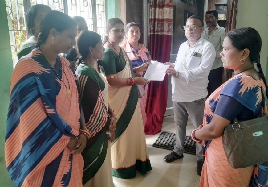 ସିଆରପି,ଏମବିକେ ସଂଘ ପକ୍ଷରୁ ଦାବୀ ପତ୍ର ପ୍ରଦାନ.... ମଙ୍ଗଳବାର ଠୁଁ ଅନିର୍ଦ୍ଦିଷ୍ଟ ପର୍ଯ୍ୟନ୍ତ ଧାରଣା ରେ ବସିବାକୁ ନିଷ୍ପତ୍ତି