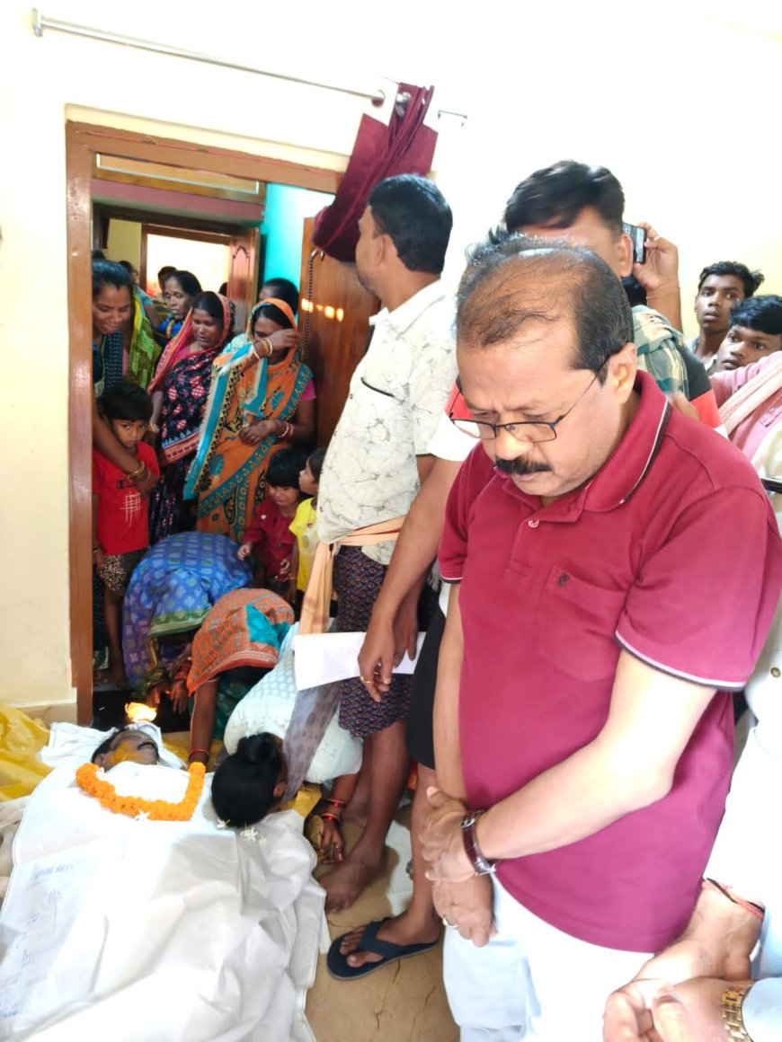 ଦୁର୍ଘଟଣା ରେ ମୃତ ଯୋଗେନ୍ଦ୍ର ଙ୍କ ଆଜି ଫେରିଲା ଶବ - ତରଭା ରେ ଶୋକାକୁଳ ପରିବେଶ