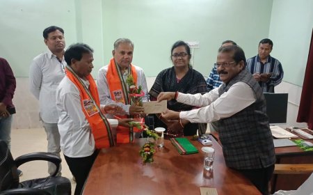 ଶିକ୍ଷା ବିଭାଗ ପକ୍ଷରୁ ପେନସନ ବିଦାୟ ସମାରୋହ.....ଅବସର ଜୀବନ ଟା ବାର୍ଦ୍ଧକ୍ୟ ନୁହେଁ ବୋଲି ସଂକଳ୍ପ ନେଲେ ଜୀବନ ଟା ସୁନ୍ଦର ହୋଇଯିବ........ଜିଲ୍ଲାପାଳ