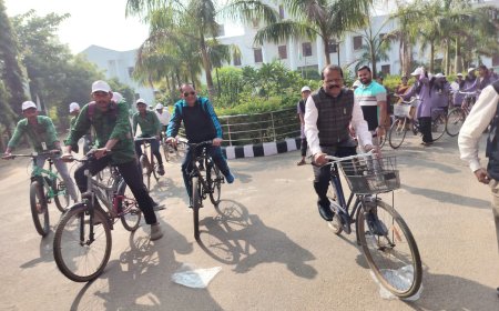 ରାଷ୍ଟ୍ରୀୟ ପୋଷ୍ୟ ସନ୍ତାନ ଗ୍ରହଣ ସଚେତନତା ରାଲି ଅନୁଷ୍ଠିତ...... ସାଇକେଲ ରାଲି ରେ  ସାମିଲ ହେଲେ ଜିଲ୍ଲାପାଳ