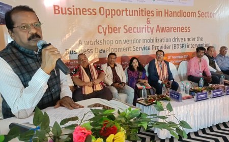 ସୁବର୍ଣ୍ଣପୁର ଜିଲ୍ଲାରେ ହସ୍ତତନ୍ତ କ୍ଷେତ୍ରରେ ବ୍ୟବସାୟ ସୁଯୋଗ ଓ ସାଇବର ସୁରକ୍ଷା ଉପରେ ସଚେତନତା କାର୍ଯ୍ୟକ୍ରମ.......                     ହସ୍ତତନ୍ତ କ୍ଷେତ୍ରରେ ସୁବର୍ଣ୍ଣପୁର ଜିଲ୍ଲାର ଆହୁରି ସୁନାମ ହେଉ.......ଜିଲ୍ଲାପାଳ