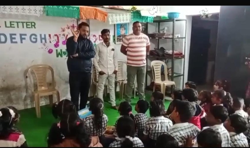 ସାଂସଦ ସୁଜିତ୍ କୁମାରଙ୍କ ଜନ୍ମ ଦିନ, ବୋଡ଼େନ ବି ଜେ ପି ପକ୍ଷରୁ ସାଲ,ଫଳ, ଖାତା କଲମ ବଣ୍ଟନ