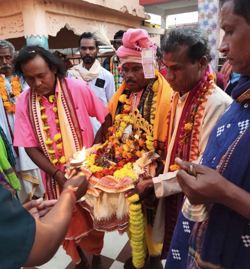 ମହା ଆଡ଼ମ୍ବର ରେ କୁଶୁର୍ଲା ରେ ମକର ମେଳା ଆରମ୍ଭ... ଓଡିଶା ତଥା ଓଡ଼ିଶା ବାହାର ରାଜ୍ୟ ର ଲକ୍ଷ୍ୟାଧିକ ଭକ୍ତ ଓ ବ୍ୟବସାୟୀ ଙ୍କ ସମାଗମ