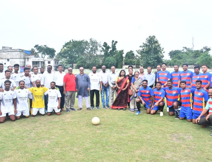 ସ୍ବାଧୀନତା ଦିବସ ଅବସରରେ ବନ୍ଧୁତ୍ୱ ପୂର୍ଣ୍ଣ ଫୁଟବଲ୍ ମ୍ୟାଚ ଅନୁଷ୍ଠିତ