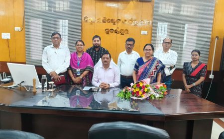 ସୁବର୍ଣ୍ଣପୁର ରେ ଯୋଗ ଦେଲେ ନୂତନ ଜିଲ୍ଲାପାଳ*- *ମୌଳିକ ସମସ୍ୟା ର ସମାଧାନ ପାଇଁ ଦେଲେ ଦୃଢ଼ ପ୍ରତିଶୁତି* -